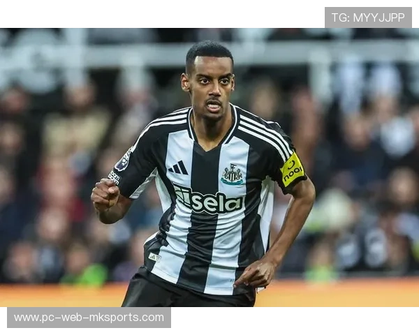 利物浦战术改革提上日程，教练团队商讨