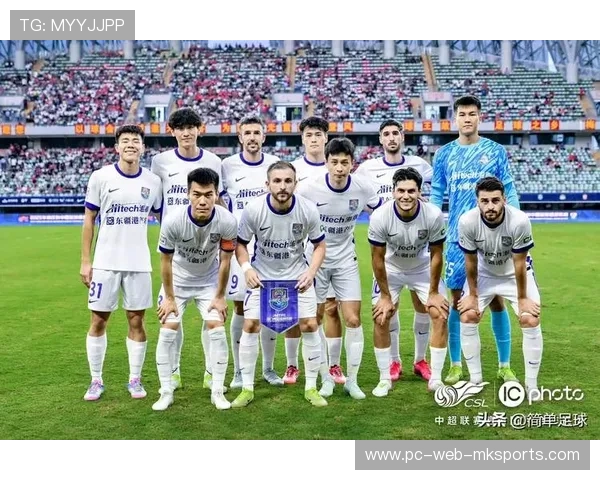 天津津门虎抢断成功后顺势长驱直入,极具威胁